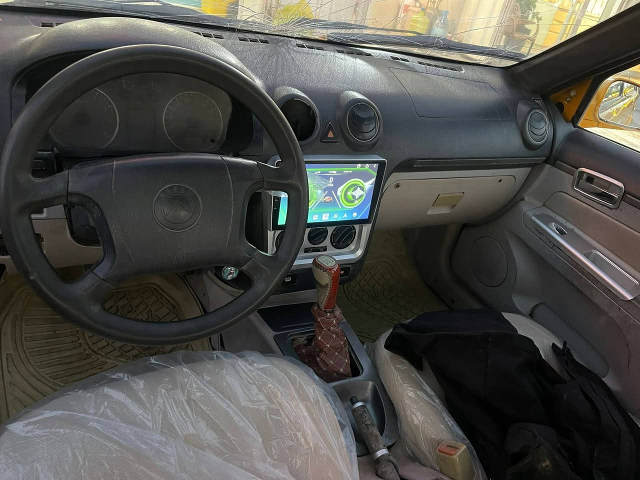 السلام عليكم للبيع او مراوس  جيلي سي كي
٢٠١٢ السياره كير مكينه حلوات معمرها جديد سمكره وصبغ 
رقم كربلاء صاحبها موجود تحويل مباشر 
السعر ٢١ ورقه 
مكاني بغداد 
***********
