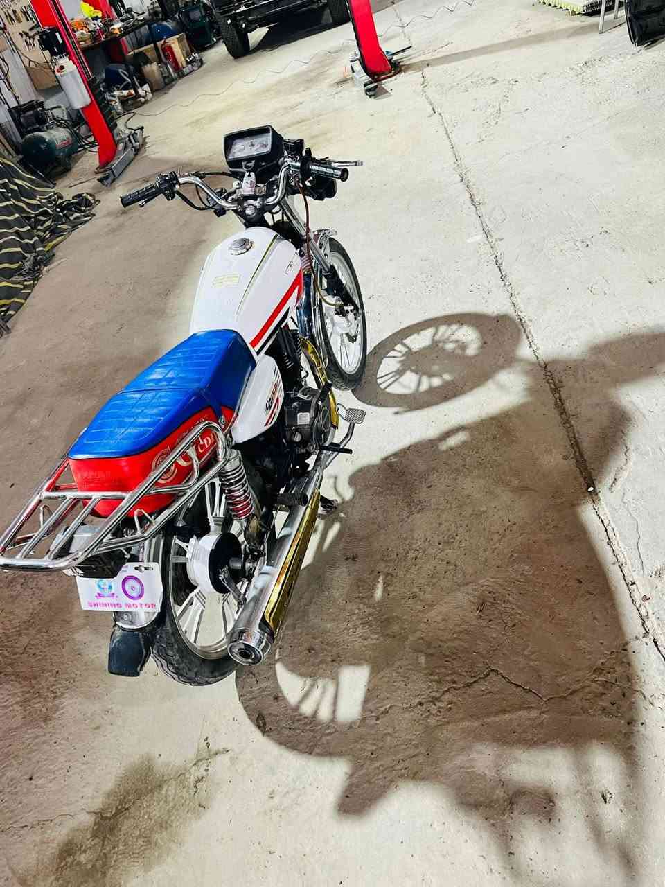 سلام عليكم
SHINING  2024

خمسه كير للبيع الدرجه نظيفه حلاويه  

الموقع : النجف الاشرف - فلكة المطار
***********
