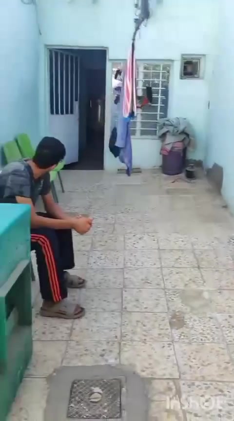بيت للبيع المساحه ١٤٠ م غرفتين وصاله ومطبخ وصحيات وستقبال وطارمه وتشاريف وحديقة السعر ٤٠ مليون مراجعة مكتب الخزعلي للعقار ***********
