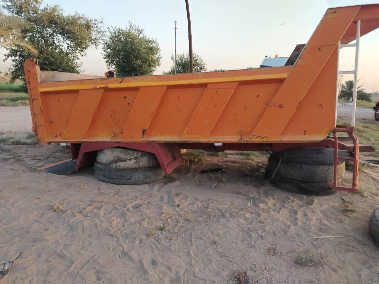 السلام عليكم بدي عمل نضيف حيل للبيع مايلر مكان الرمادي سعر 2/500 مليونين اوخمسميه او مال تلفون (***********)
