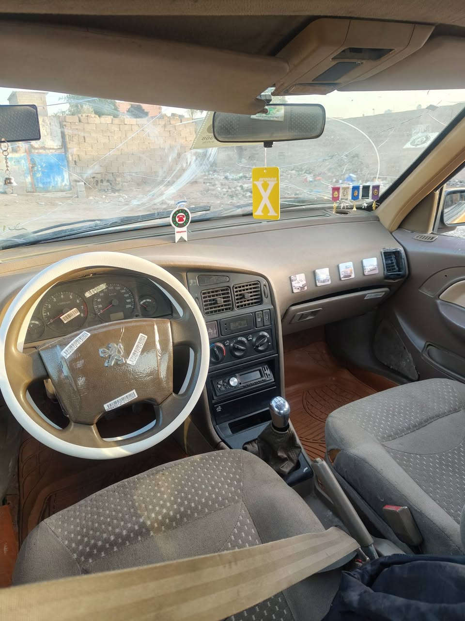 سلام عليكم بيجولميس 2015محرك بي خيط تبخير صدره جديد تخم تاير خط ابيض بيه ضربه جاملخ مامي او خلفي مصفره هيه او غرمات
البيع سعره 33ورق بغداد جسر ديالى القديم 
***********
***********
