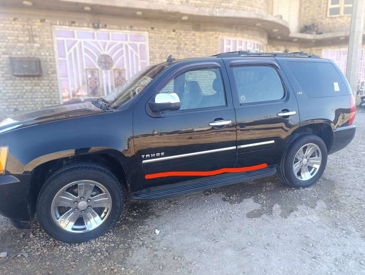 سلام عليكم تاهو موديل 2011بسمي تحويل ثاني يوم سعر 200وبيهة مجال ***********
