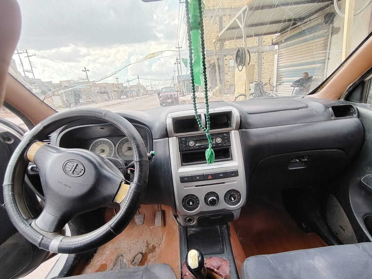 السلام عليكم سياره فاو البيع ومراوس السعر 33 المكان ميسان عماره محرك وكبر بلادي الرقم ***********
