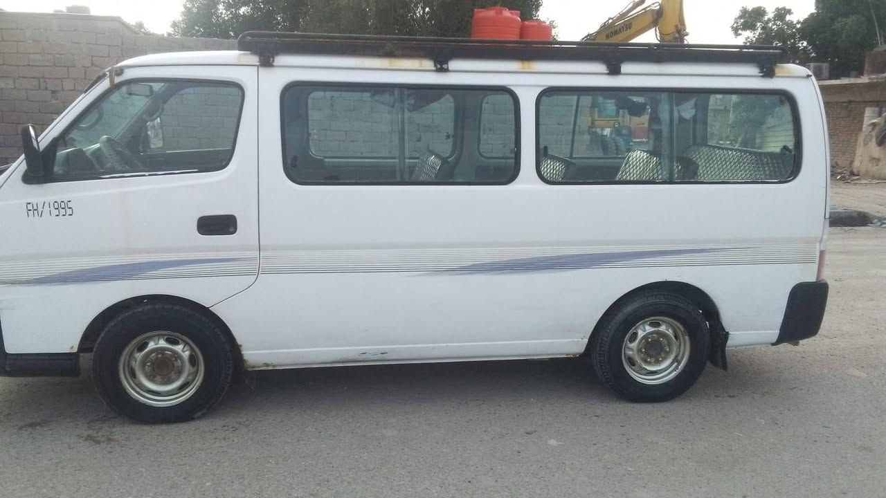 نيسان يورفان اللبيع سيارة جاهز كير محرك اكسل تخم تاير كهربايات كلهه شقله سيارة بسمي سيارة مصفره موديل 2010مكاني بصره سعر 105 وهاذا رقمي ***********
