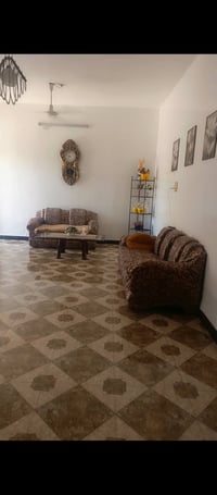 بيت زراعي • ٤٠٠م • غرفتين