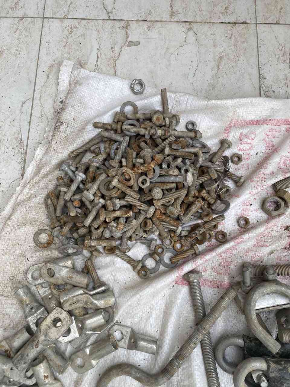 متوفر براغي مال كهرباء ضغط عالي وترامل


**إذا كنت صاحب هذا الإعلان وتريد حذفه لأي سبب، رجاءا أرسل رسالة إلى الدعم الفني**