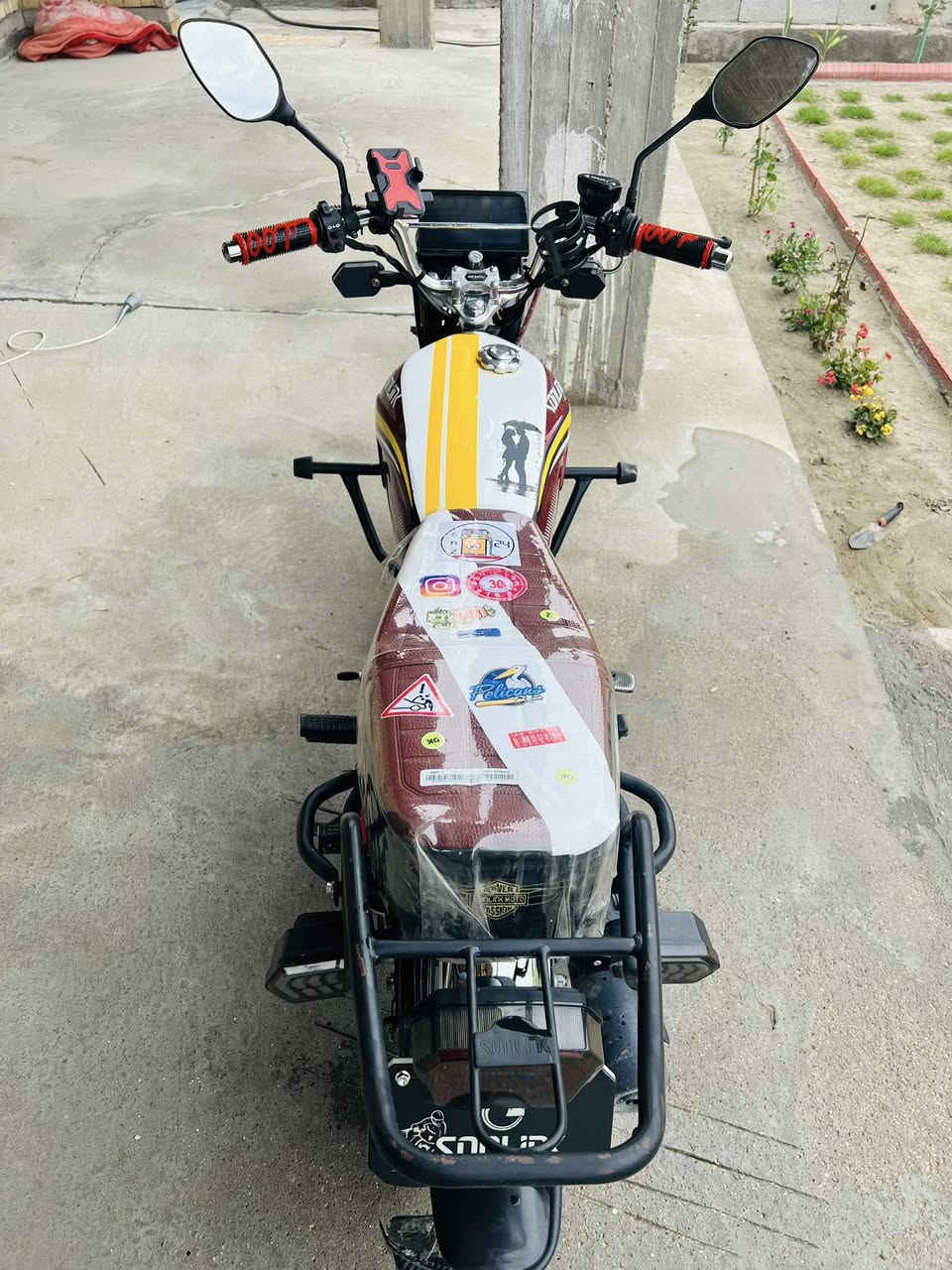 السلام عليكم موطور ايراني سولنك 2025 مكفول كفاله عامه ماممدود علي سبانه ضاقطه وزنجيل اوراقه موجوده  ***********رقمي بي واتساب والخاص مفتوح والرزق علئ الله
