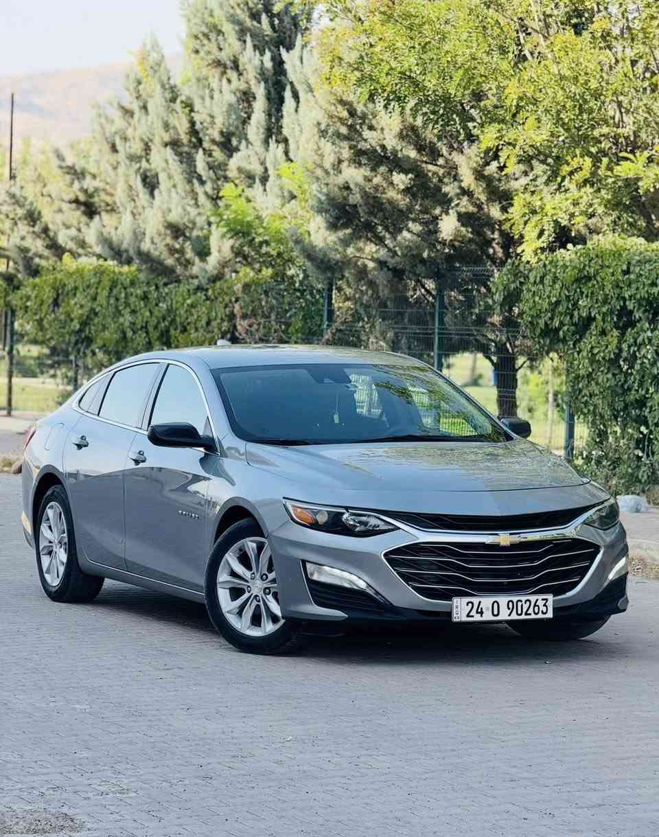 شوفرليت ماليبو  ❤️‍🔥 2023
مواصفات LT 
فول عدا فتحه 

 باب صايق صبغ جملغ امامي تعديل بارد بدون دواخل بدون ارباك جميع ارباكات سليم بيلادي 100 %100
حجر كزوز رادار راديترات كير محرك كل بلادي👌

سعر : 123 $ ورقه و مجال بسيط 
سياره مرقم دهوك باسمي 
صوره حادث موجود بالمنشور

ماشية 64 الف ميل

مواصفات  LT
بصمة
ابواب بصمة
تشغيل عن بعد
شاشة ايباد
كشن كهربائي
كشن هيتر
تبريد قطعتين
كاميرا
رادار
بلاجكتور
ويل كب كروم مميز 
تحديد السرعة
تحديد المسار
نظام سبورت
نظام ايكو
عنوان عقرة 
 واتساب و تلفون ☎️
***********
