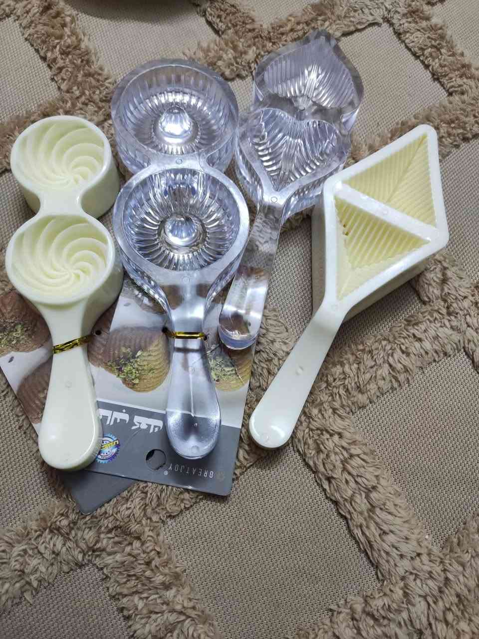 باقي هاي القطع  اخيرة
وعليهم عرض  بدل ال 4 الاف 
كل 4 قطع ب10 الاف فقطططط 🌚 
العضم عاج والاكرلك 
وكل عام وأنتو بالف خير 😅😍


**إذا كنت صاحب هذا الإعلان وتريد حذفه لأي سبب، رجاءا أرسل رسالة إلى الدعم الفني**