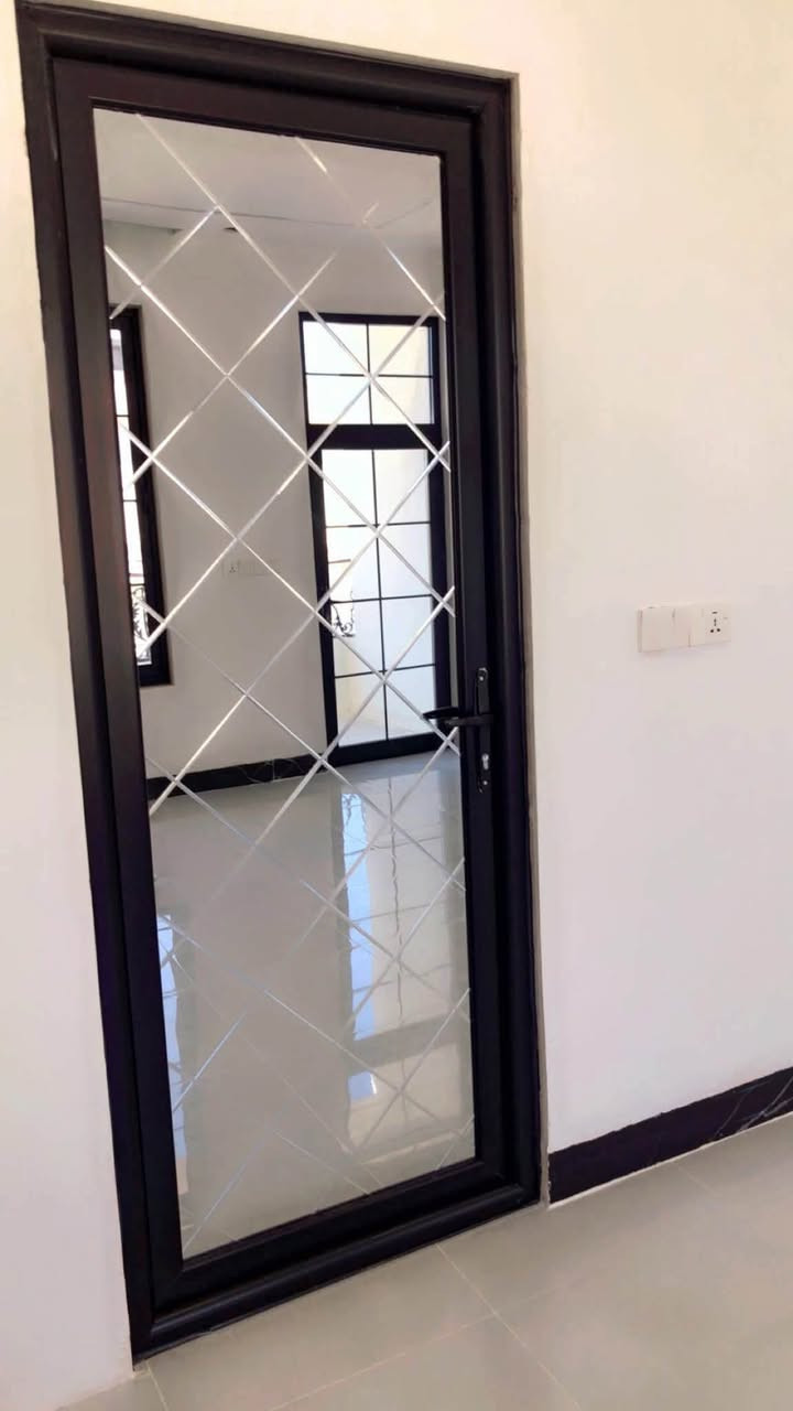 سلام عليكم معمل المنيوم كركوك الصناعية ابواب شبابيك سلايت دبل جام مسكرات تجهيز كافة محافظات رقم هاتف ***********
