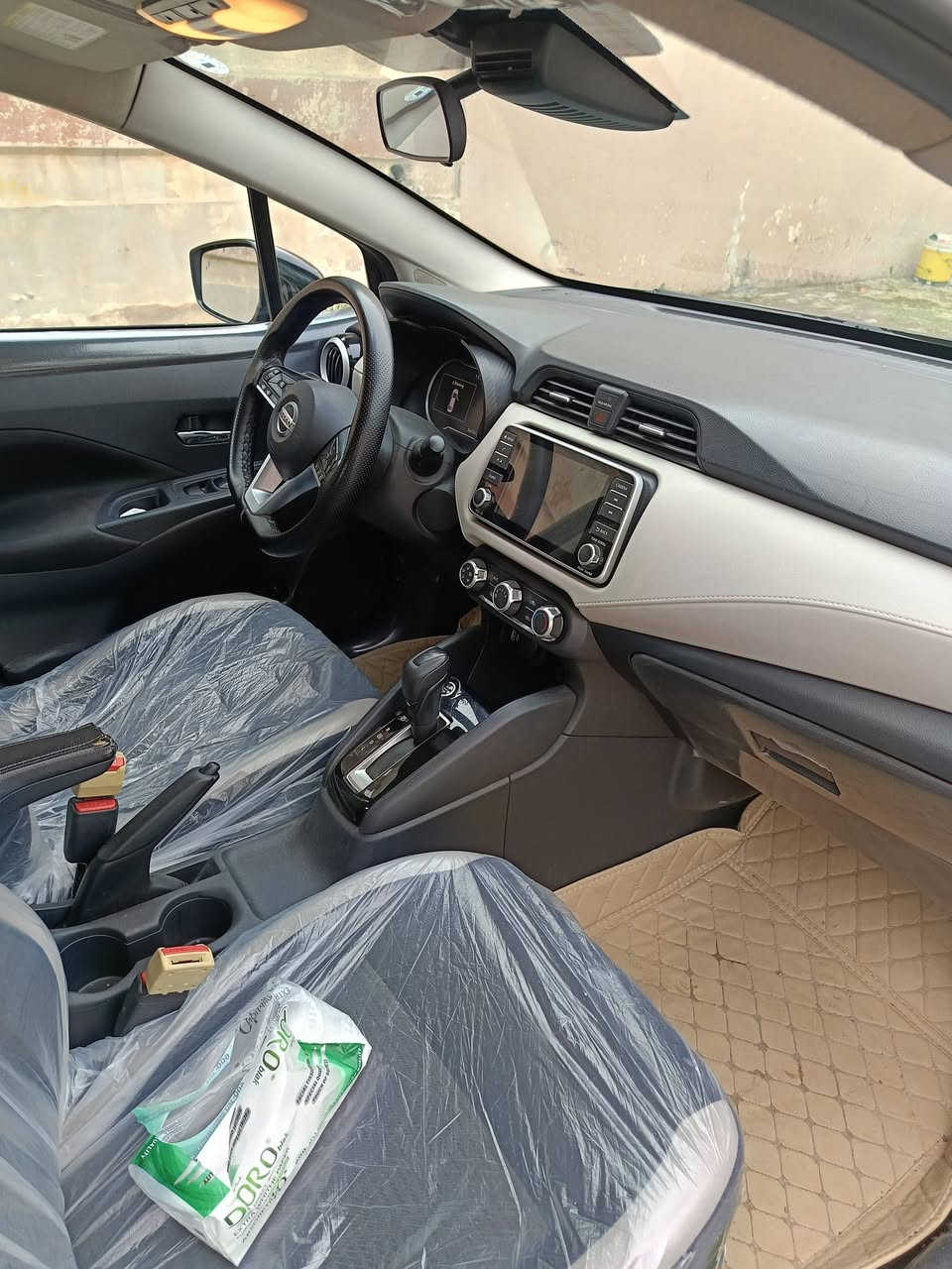 للبيع نيسان فيرسا 2022 مواصفات SV بصمه
120 وبيها مجال محرك دوش


**إذا كنت صاحب هذا الإعلان وتريد حذفه لأي سبب، رجاءا أرسل رسالة إلى الدعم الفني**