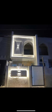 بيت للايجار خلف العاب الوزان/ على الشارع العام يحتوي على 3 غرف نوم وصا...