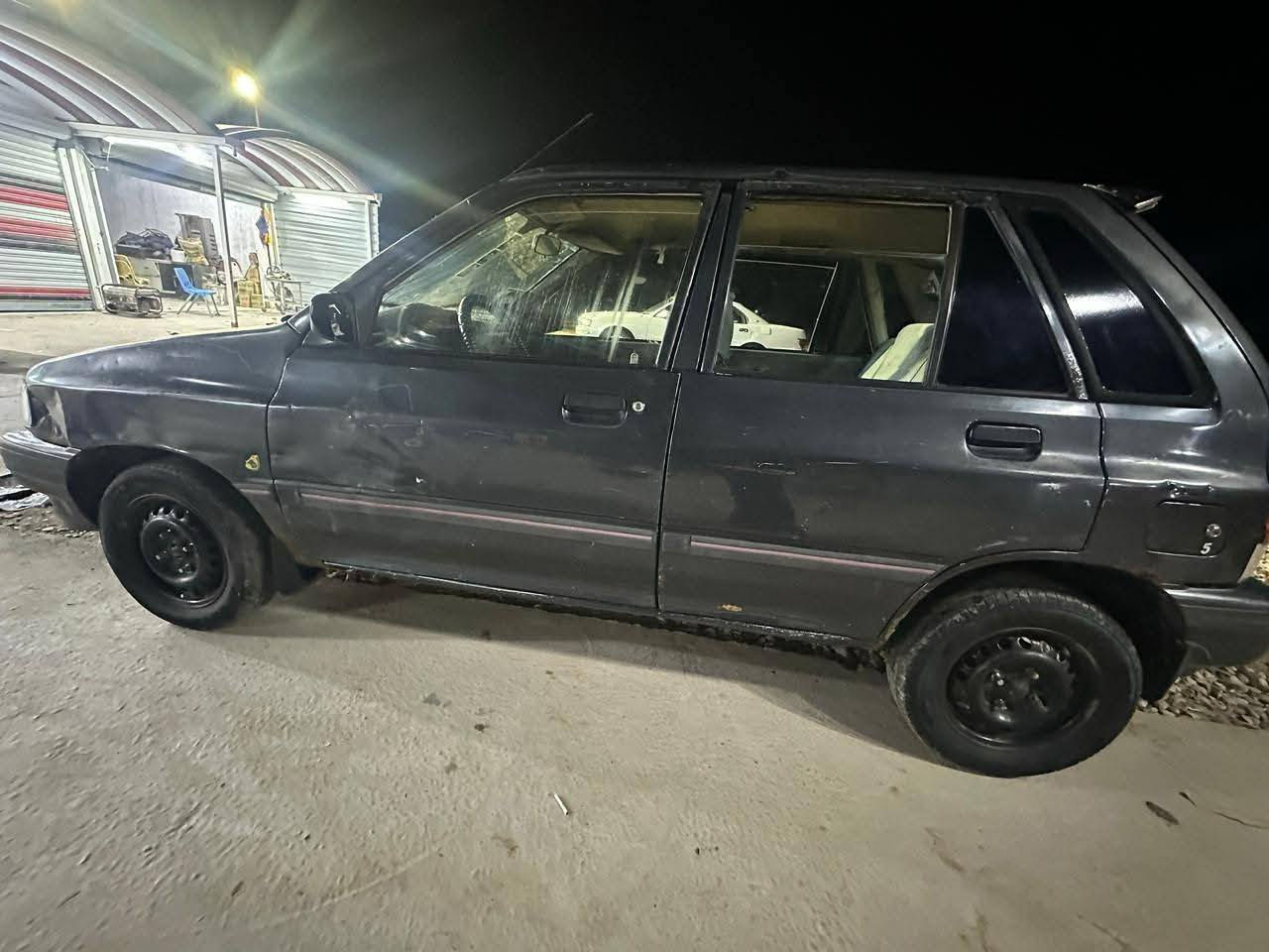 كيا برايد موديل ٩٣ مكينه كير مكفولات كهربائات كلها شغاله وكلها جديده صدر جديد  رقم انكليزي جديد باسمي مكانها واسط مكلف بلنشر ***********  سعرها ٢٥ وبيه مجال
