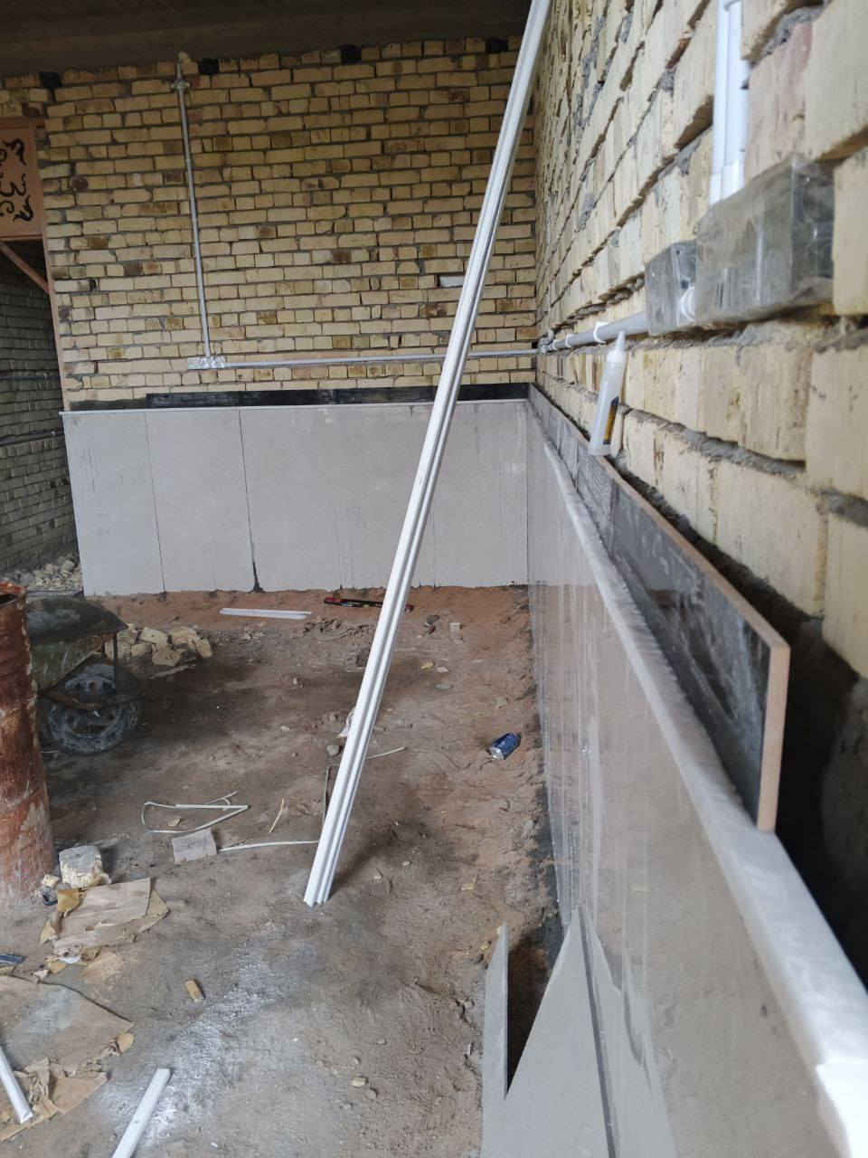 السلام عليكم
خلفه سيراميك متفرغ حالين شغل تتريس ارضي جداري
***********
