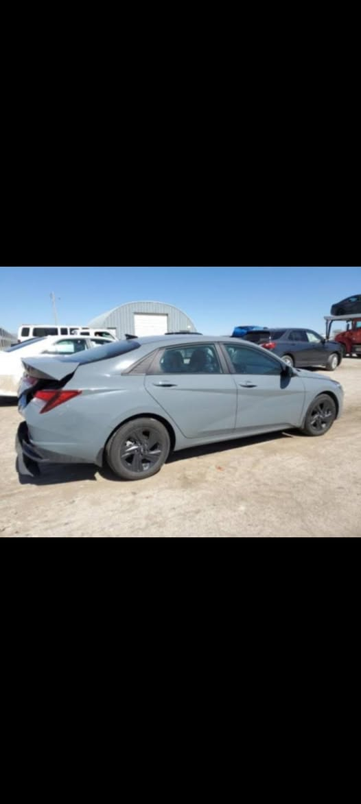 موديل 22 السعر 150 *********** بدون فتحه وجلد
