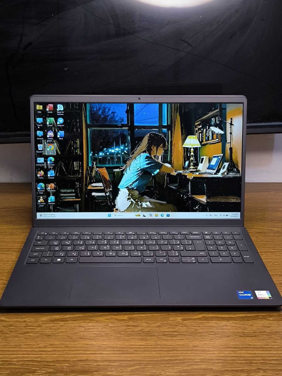 لابتوب للبيع السعر 550
💻 Dell Vostro 15 3510
🔹 المعالج: Intel Core i5 – الجيل 11 (فئة G7)
🔹 الرام: 16GB DDR4 بسرعة 3200MHz – قابل للتطوير (بيها سلوتين رام)
🔹 التخزين: SSD M.2 بسعة 256GB – قابل للتطوير (بيها سلوتين هارد)
🔹 كرت الشاشة: Intel Iris Xe – مشترك بحجم 8GB
🔹 الشاشة: 15.6 بوصة – FHD
🔹 الكيبورد: ليزري عربي / إنكليزي


**إذا كنت صاحب هذا الإعلان وتريد حذفه لأي سبب، رجاءا أرسل رسالة إلى الدعم الفني**