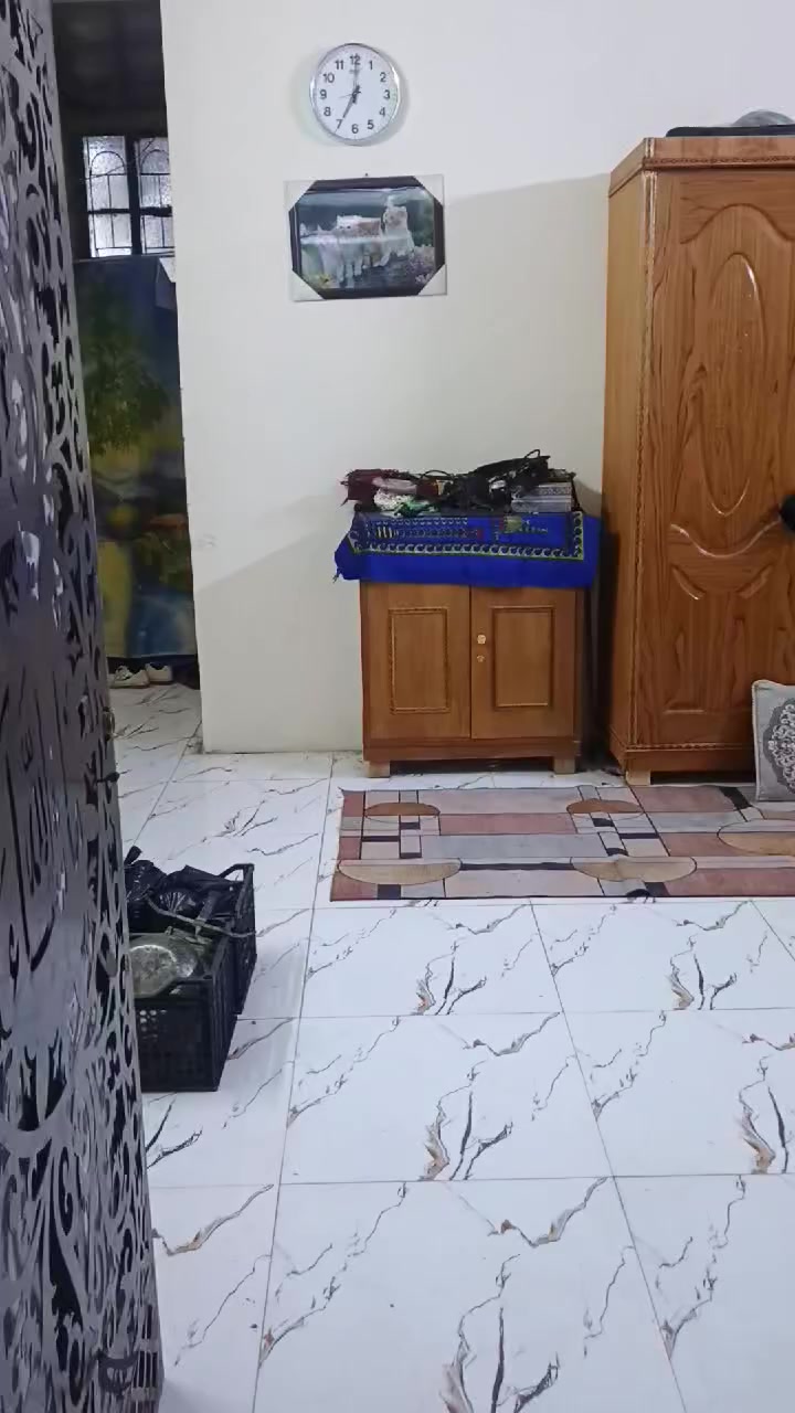 دار سكن جاهز للبيع
مساحه دار 150متر
نوع العقار وقف سني
غرف عدد 2 صاله جبيره مطبخ صحيات
وبي طارمه جبيره كلش 
عنوان ابو الخصيب ابو كوصره شارع الرحمن
سعر البيت 35 وبي مجال
رقم الهاتف للاستفسار ***********
