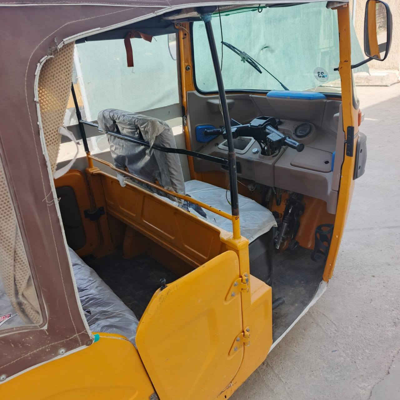 سلام عليكم تكتك ٢٢ شهر ٨ مرقم نكليزي تحويل ثاني يوم تكتك خير من الله بيه بس هاي الطخه بلغد ولباقي مكفوله ناقصه بس اكسل مكان علوه الرشيد الشراي يتصل السعر 8700 اوبيهه مجال شي قليل ***********
