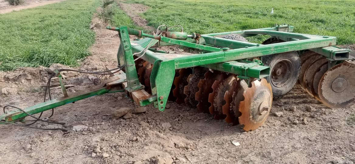 دسك البيع حجم 24/++***********
