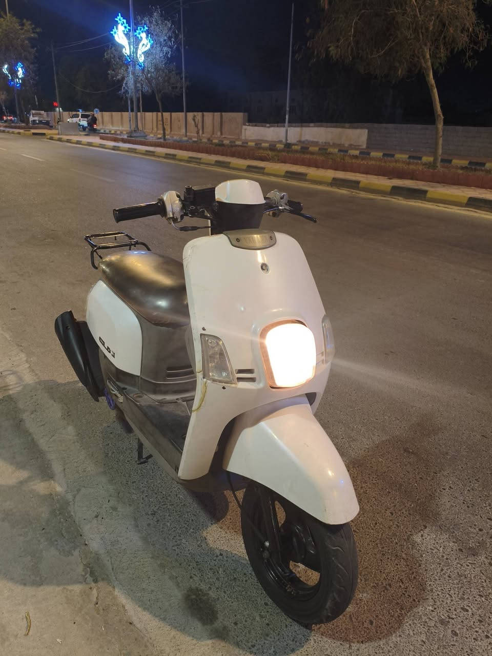 سلام عليكم
دراجه ماكس بوليس مكينه مكفوله برغي ما مفتوح بيها شلعه ومعدل دراجه خير من الله بس كفراتها بيها ضربات 
السعر 650 وبيها مجال للشراي 
واتساب ***********
او اتصل
