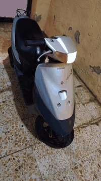 دراجه ساسوكي نضيفه وكيل اوراق بأسمي دراجه نضيفه ما مفتوحه كلشي بيها كا...