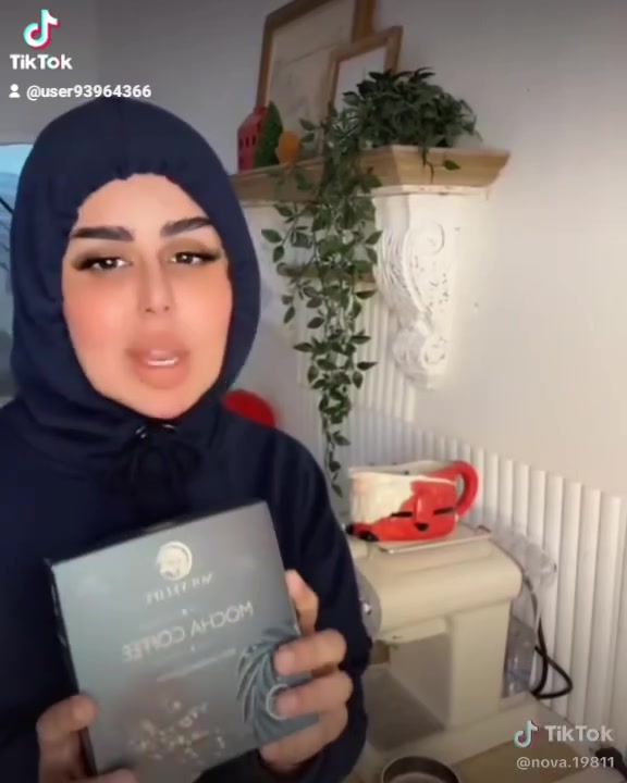 ☕🌿 نوفا كوفي… فنجانك اليومي بطعم مختلف!
إذا كنتِ تبحثين عن قهوة تجمع بين الطعم اللذيذ والفوائد الطبيعية ✨
فـ نوفا كوفي هي اختيارك المثالي 💛
🌱 مزيج غني بالأعشاب الطبيعية
🌱 يمنحك نشاط وطاقة خلال اليوم
🌱 يساعد على التركيز وتحسين المزاج
🌱 طعم قهوة فاخر بدون إحساس بالخمول
استمتعي بكل رشفة مع فوائد:
الزنجبيل • الجنسنغ • الكركم • الخروب • جوز الهند ☕🌸
💫 ابدئي صباحك بطاقة… وأنهي يومك براحة
نوفا كوفي… قهوة صحية لحياة أفضل
📩 متوفرة الآن — للحجز والاستفسار راسلينا
#نوفا_كوفي #قهوة_صحية #نوفلايف #قهوة_الأعشاب #طاقة_ونشاط
السعر 40 الف توصيل مجاني توصيل بغداد محافظات وبعض الدول


**إذا كنت صاحب هذا الإعلان وتريد حذفه لأي سبب، رجاءا أرسل رسالة إلى الدعم الفني**