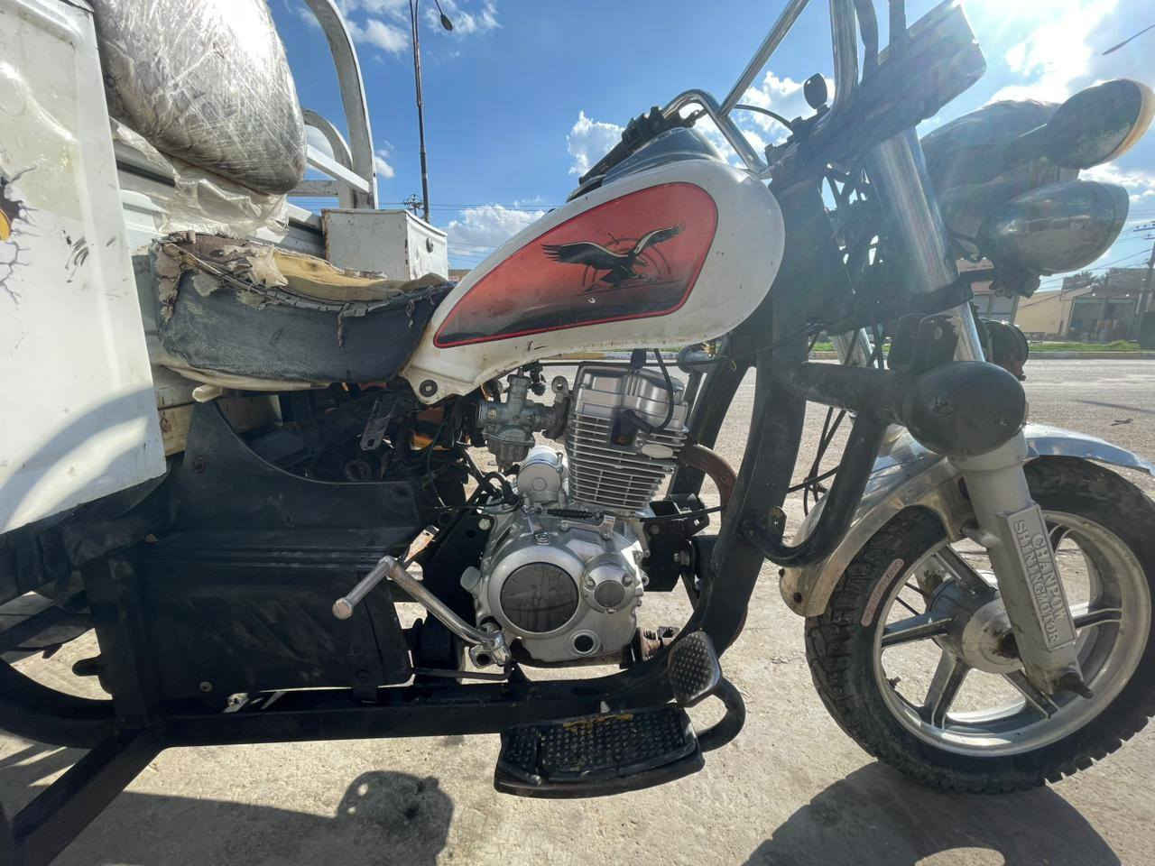 سلام عليكم
ستوته للبيع نضيفه فول تايرات جدد ٢٠٢٠محرك ٢٠٢٤ مكاني ديالى بلدروز للأستفسار اتصل علا ***********
