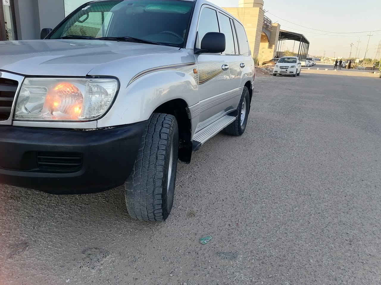 لاندكروزر سلگ مديل 2006   السعر 135
جام كهرباء دبل سبير دبل تانكي
تخم تاير جديد حداديه 100 كير ومكينه عالشرط
السياره كلش حلوه ومامتعوبه قطريه  تبريد ثلج
رقم نكليزي بسمي بغداد سبير تعليك السياره مكفوله منل كلبه والضربه شواصي السياره جاهزه السعر 135 وبيه قليل مجال بيع نقد بدوون اقصاد دواخل جديده مغلفه بالكامل اني مكلف بالنشر وهاذاه رقم راعيه ***********
