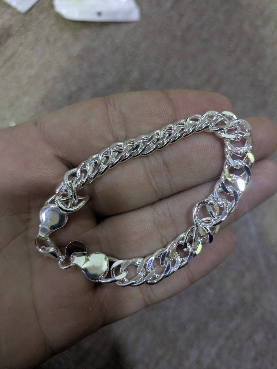 سوار امزون علئ التم 10 الف متوفر منة كم قطعة


**إذا كنت صاحب هذا الإعلان وتريد حذفه لأي سبب، رجاءا أرسل رسالة إلى الدعم الفني**