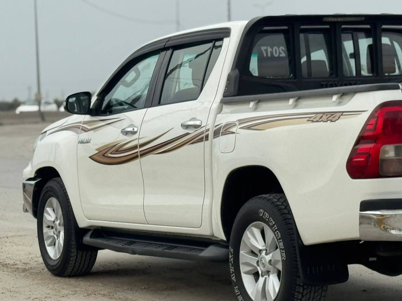 السلام عليكم 

للبيع بيكم فور ويل مكينه اربعه سلندر  موديل 2017كير أوتوماتيك رقم بغداد

 تحويل مباشر السعر 253 وبيها  مجال  مكاني بغداد 

  ***********
