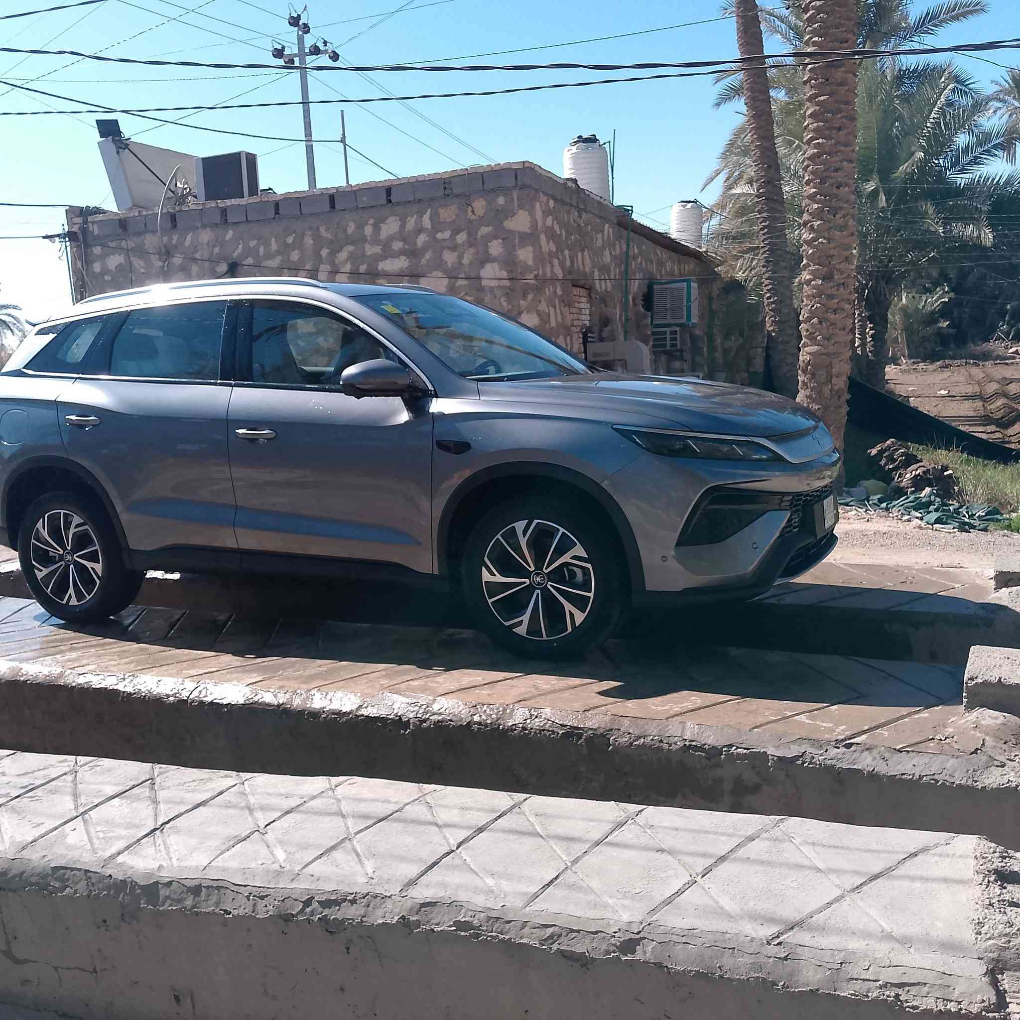 السلام عليكم ورحمة الله
للبيع  BYD سونك برو مديل 2025  
فول مواصفات 13 كامره عدا الفتحه ماشيه 1000كم
بلكن هايبرد فحص موقت بدون لوحات تترقم جميع المحافظات 
مراوس هم ترهم بسياره ناصيه محتاج فرق مكان السياره في كريلاء طوريج***********
