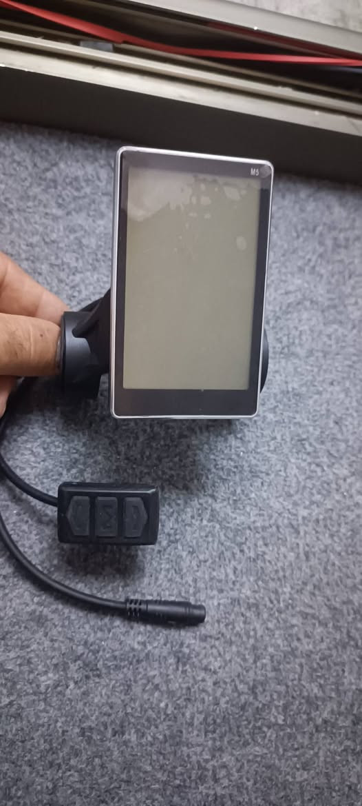 شاشات پایسکیل متوفر ***********
