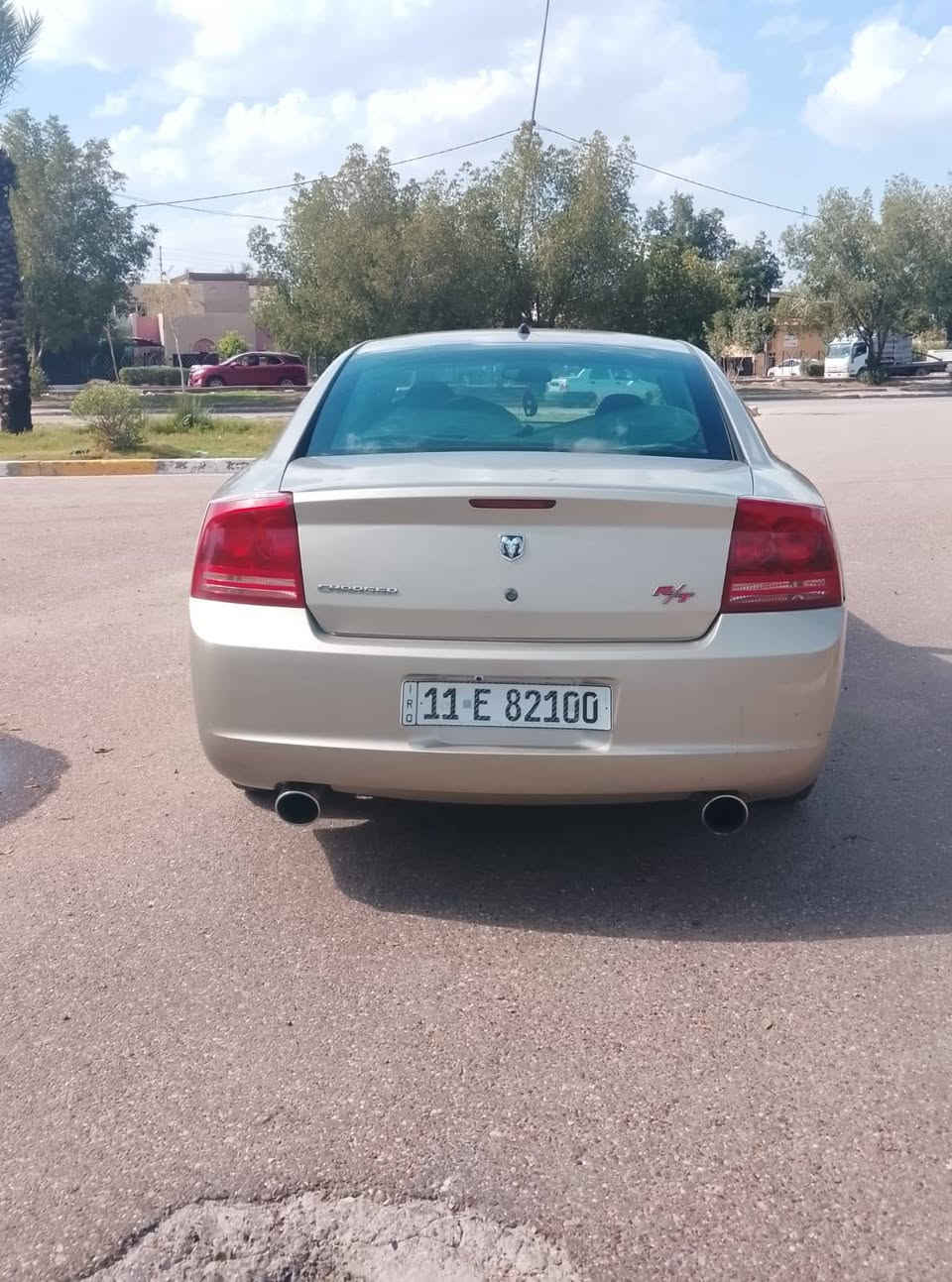 السلام عليكم سياره جارجر مديل 2008 سياره  جاهزه من كلشي مامشتغله ع الخط ابد مال جناي ١٥ سنه صاراله عدنه بيه مكانات صبع بدون حادث أثر شخوط موجوده صور الطع المصبوغه قبل صبغ تبريد تتفيه كله شغال منضومه زنون تخم تاير جديد سياره مانقصه كلشي مكان سياره بغداد شهداء البياع السعر ٩٥ بيع الو مراوس حسب القناعه رقم الهاتف.***********
