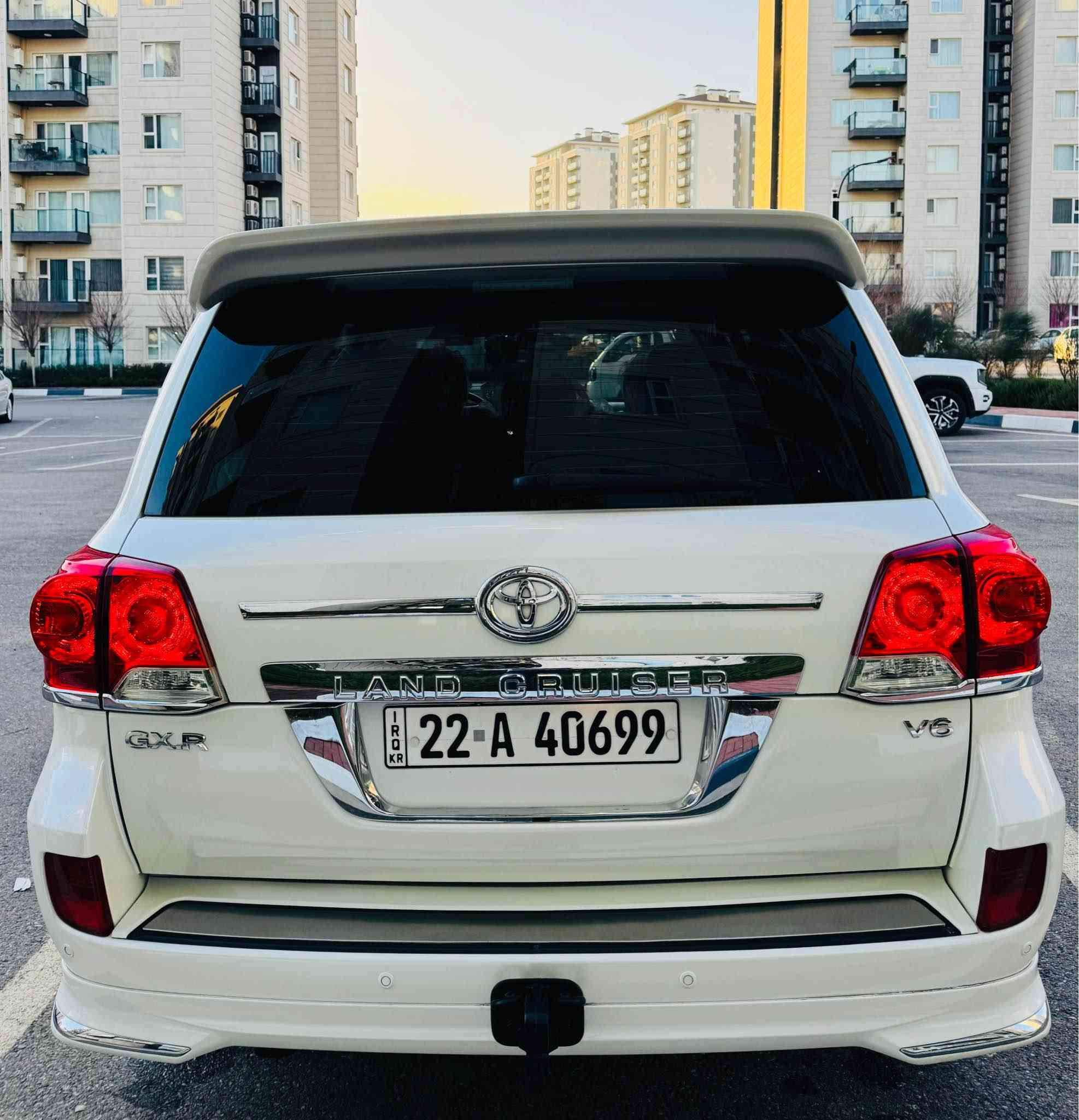 ...﷽ ...

‎‏LAND CRUISER  2014 GXR V6 
     لاندكروزر 2014 بريمي فول مواصفات

       ارخص سعر بل عراق
‎       ماشی ١٨٠.٠٠٠ الف  حقيقي

‎‏‎ مكفولة كفالة عامة من الدعامية إلى الدعامية

‎‏‎ بدون صبخ .بدون بارد  ،بدون رصعات ،بدون حتى شخط

ملاحظات 
سيارة بيها مكانين بيدي ئار بسيت باقية كفالة حتا دعاميات
————————————————————-🔷
‎‏فول فول مواصفات

‎‏‎شاشة كبير لمس كاميرا حاسة 

‎‏‎كاميرات سلاید فتحة سقف 

‎‏‎كشن جلد- كشن كاراباي - 8 اريباك -تبريد مركزية

‎‏‎بصمة تشغيل عن بعد - -سلاجة -ليد زينون 

‎  كشن ٣ حركات  -دبل فوليوم -فورويل هوك

‎تخم تاير دنلوب الاصلي  

‎‏‎ محرك كير بشرط مامفتوح

‎‏‎سيارة حيل نظيفة كلشي عل بلاد لوك
————————————————————-🔷

‎باسمي السنوية بشرط تحويل و خرامة 

‎‏‎سيارة مابيـها دينار مصرف كامل من كل نواحي

‎‏‎نفسي يوم /تحويل و وكالة حاظر 

‎‏‎📍مکان /داخل سليماني

‎سعر 397 ورقە و مجال 

‎رقم تلیفون: ***********☎️
                                                                 *********** السليمانية, العراق
