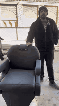 كراسي مستخدمة • شارع الرشيد • توصيل كل العراق