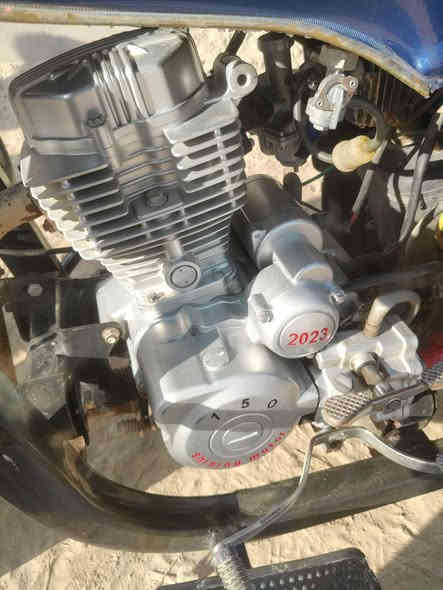 مكلف بل نشر خاص ماكو فقط عله الرقم ستوته موديل 2023 كفاله عامه رقم وسنويه مداور ثاني يوم محرك ما مفتوح لا تنقيص لا تبخير مكان ديوانيه دغاره سعر مليونين و٣٥٠ وبيه مجال لطيبين للاستفسار ***********
