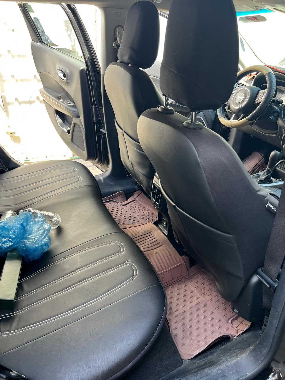 السلام عليكم
للبيع جيب كومباس 
موديل 2018
محرك 2400 .4سلندر
تعديل قطعه واحده صبغ 
تحكم استيرن 
شاشه ايباد 
ماشيه 54كيلو متر 
رقم اسليمانيه كلار قبل اسليمانيه ساعتين 
جديد 
بصمه تشغيل 
كامره دواره 
سايد ابريك بصمه 
اتو ستوب 
فول تحكم استيرن 
كروس سرعه 
ارباك راجع سستم
نضام ABS
مانع انزلاق 
دوشمة كشنات جديده 
السعر 135
الاتصال ***********
