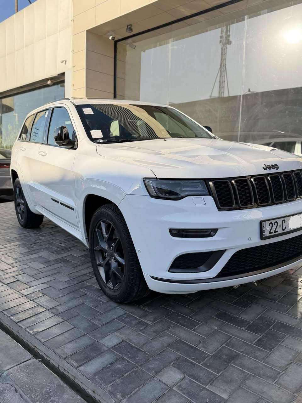 سلام عليكم
JEEP S 2020
خليجي وكاله هارلم
رقم اربــــيل  
فول عده الرادار 
بدون تبديل بدون صبغ 
محرك كير بشرط 
بارد جزء بسيط بالجاملغ الخلفي 
ماشيه ٧٠ الف ميل 
*********** احمد 
بغداد البياع 
للبيع او مراوس حسب  القناعه
