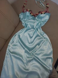 تابعوني • قياس بالقصة • توصيل لجميع المحافظات