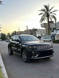 جيب 2016 سومنت ميحتاج اذكر مواصفاتها لان متخلص اعلى فئه بالجيب تجي رقم...