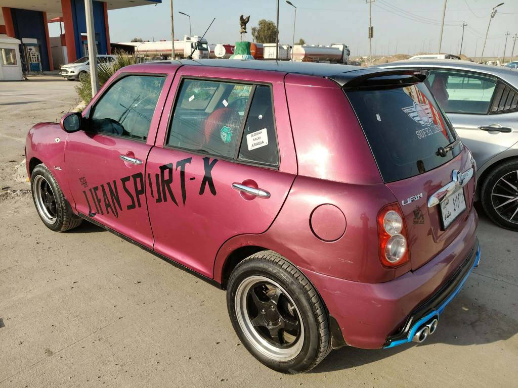 ليفان 2013 سنه وى پلاستيك مشروع وطنى به شه رتى ئه وليات گيرو مه كينه و ته بريد به شه رت ته قه و ره قه ى به شه رت  سياره كه هه تا بلێی جوانه  بنزین زۆر که م ده خوا 
سعری ٢٩ وه ره قه و مجاله کی که م 
شوێن هه ولێر
*********** أربيل, العراق
