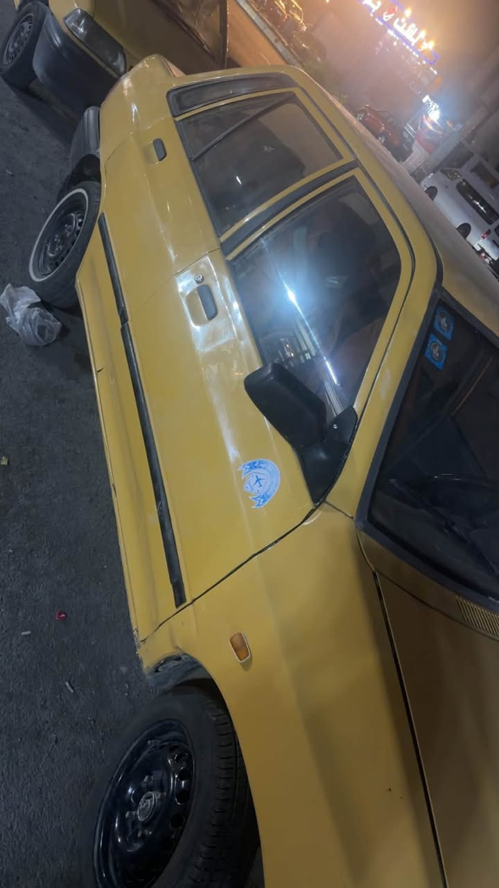 سايبه مديل ١٢ نضيفه ومابيها اي شي وخير من الله مكينه كير شواصي لغود مكفولات كلها رايدتها ٢٧ ورقه وبيها مجال للشراي فقط مكاني بغداد الجديده رقمي ***********
