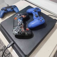 بلي 4 سلم نص تيرا جويستك عدد3 ..2 واير لس+1واير   النظام قابل للتهكير ...