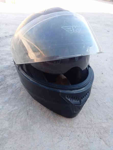 خوذه للبيع نضيفه أسعر 40الف مكاني ابو غريب حي الرساله ***********
