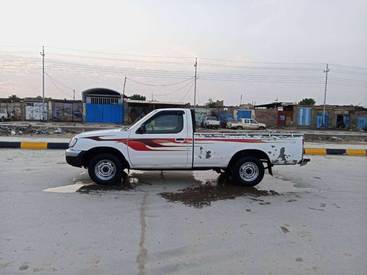 للبيع نيسان موديل 2002 (مزاد الداخلية )سيارة جاهزة گير محرك حدادة تايرات كهربايات  دوشمة السعر 48  وبيه مجال المكان ذي قار الرفاعي ***********
