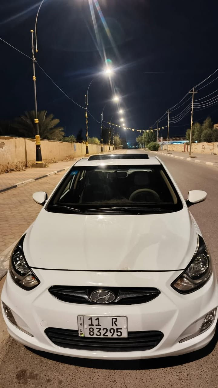 سلام عليكم
اكسنت موديل ١٥ خليجي 
فول مواصفات رقم بغداد دولي 
فتحه شاشه فول تحكمات 
مكينه كير حداديه تخم تاير 
مكينه ١٦٠٠ بيهه بنيد صبغ بدون دواخل مكان سياره كربلاء الحسينيه 
سعر ٩٨ بيه مجال ***********
