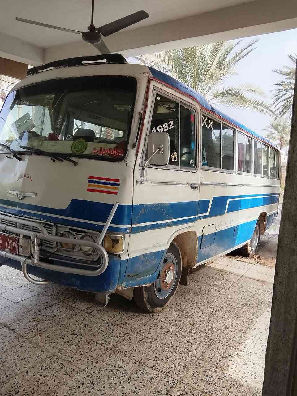 سلام عليكم كوستر لبيع موديل 82 السعر 5ملاين بيه مجال اني مكلف بل نشر ***********
