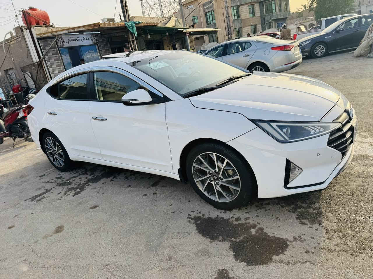 سلام عليكم النتره موديل2019  خليجي رقم بغداد 

فول مواصفات

 فتحه بصمه محرك 2000 دوش وكير at المرغوب

 حساس امامي خلفي لد امامي خلفي فول

تبريد قطعتين 

شاشه وكاميرا 
فول تحكمات 
مرأة شفط 

بيها فقط صبغ قيق جنطه بدون فتح بدون دواخل شرط 
للاستفسار 
***********
