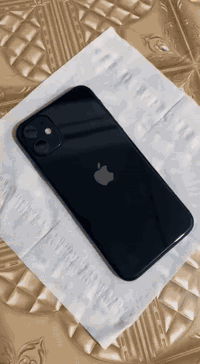 السلام عليكم ايفون 11 عادي ذاكره 256 بطاريته 77 جهاز نضيف استخدام شخصي ابد مامتعوب الجهاز مامفتوح ابد ولا مبدل بي شي السعر 300 قفل مكاني بصره شط العرب للتواصل الاتصال على الرقم ***********
