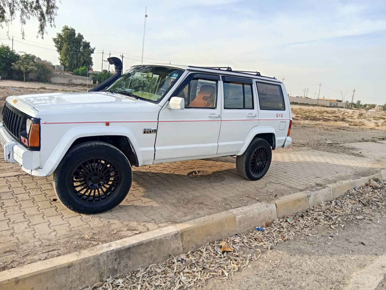 جيب شيروكي موديل 90 كير محرك بط راس ثور سيار جهاز من كوليش سنوي جديد 2030 ينتهي تبريد تدفة شغال سعر 35 بي مجال بسيط عنوان كركوك رقم موبايل ***********
